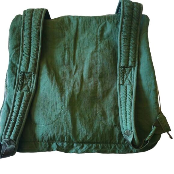 Nike Tech Windbreaker Backpack Kids Large - Picture 9 of 11